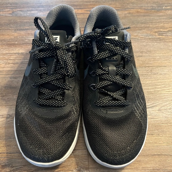 Women’s Nike Metcon 3 Training Shoes - Picture 2 of 10